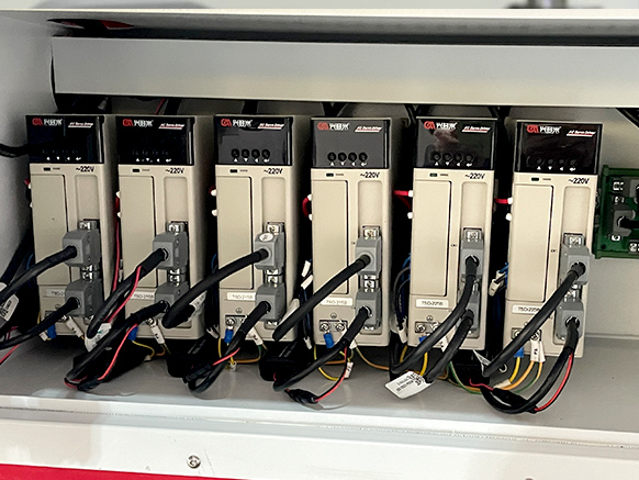 Intelligent electrical cabinet integration Intelligent electrical cabinet integration